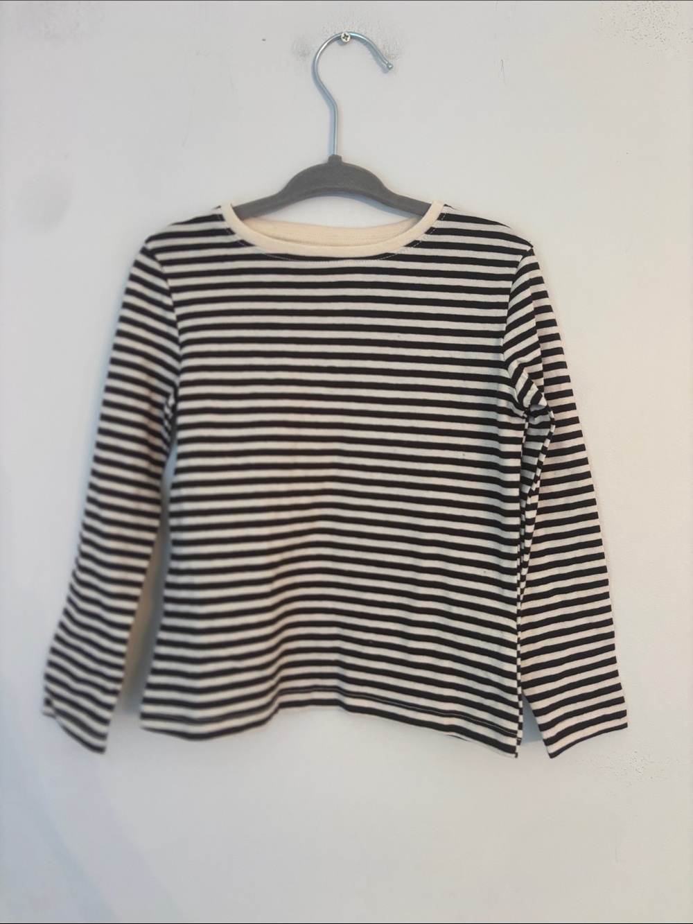 H&M Toddler Long Sleeve Black & White Stripe Tee Size 2-4y